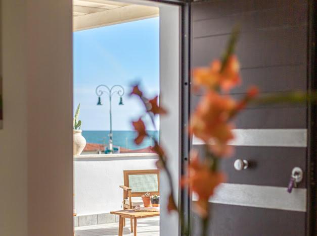 Апартаменти Casa Mira Luxury Sea House Fco Airport Ф'юмічіно Екстер'єр фото